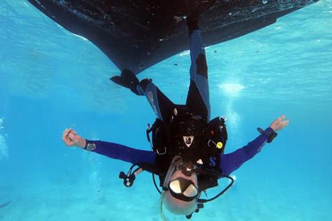 buzz-aldrin-cayman-islands-dive-trip-charity